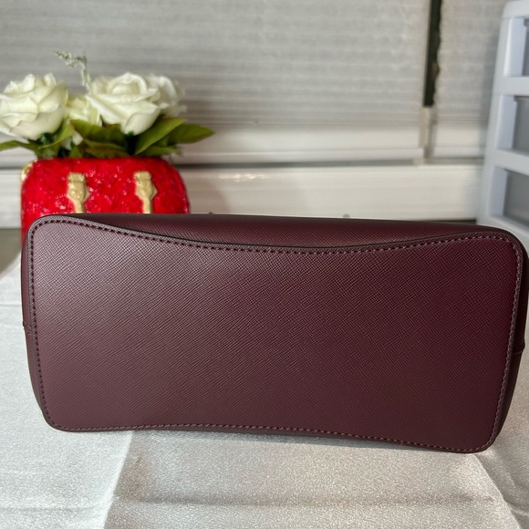 NWT Kate Spade burgundy glitter crossbody bag - Picture 5 of 9